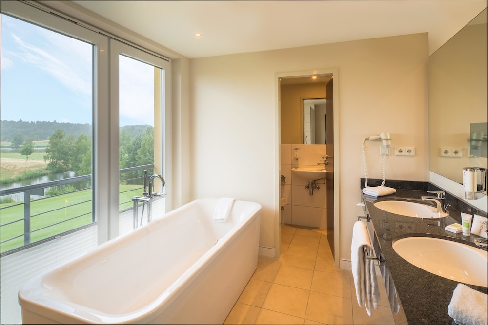 Best Western Premier Castanea Resort Hotel 19/48