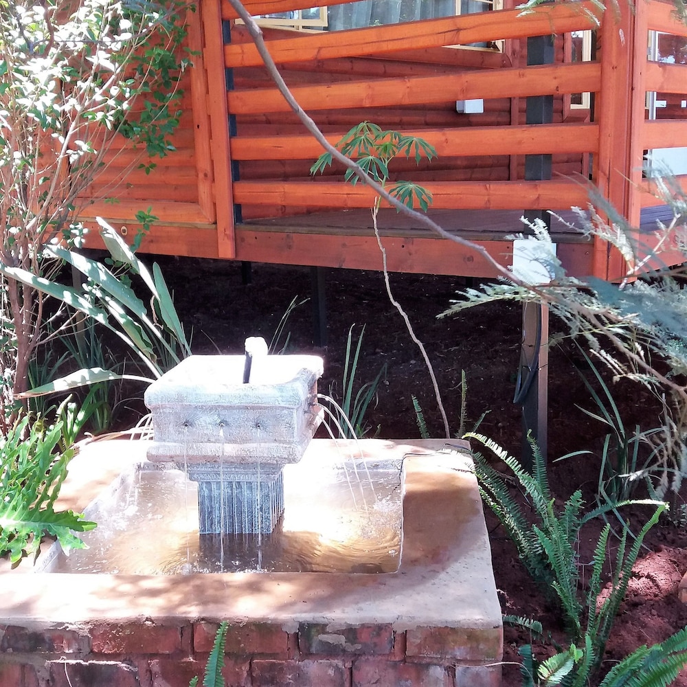 Woodland Gardens 9/50