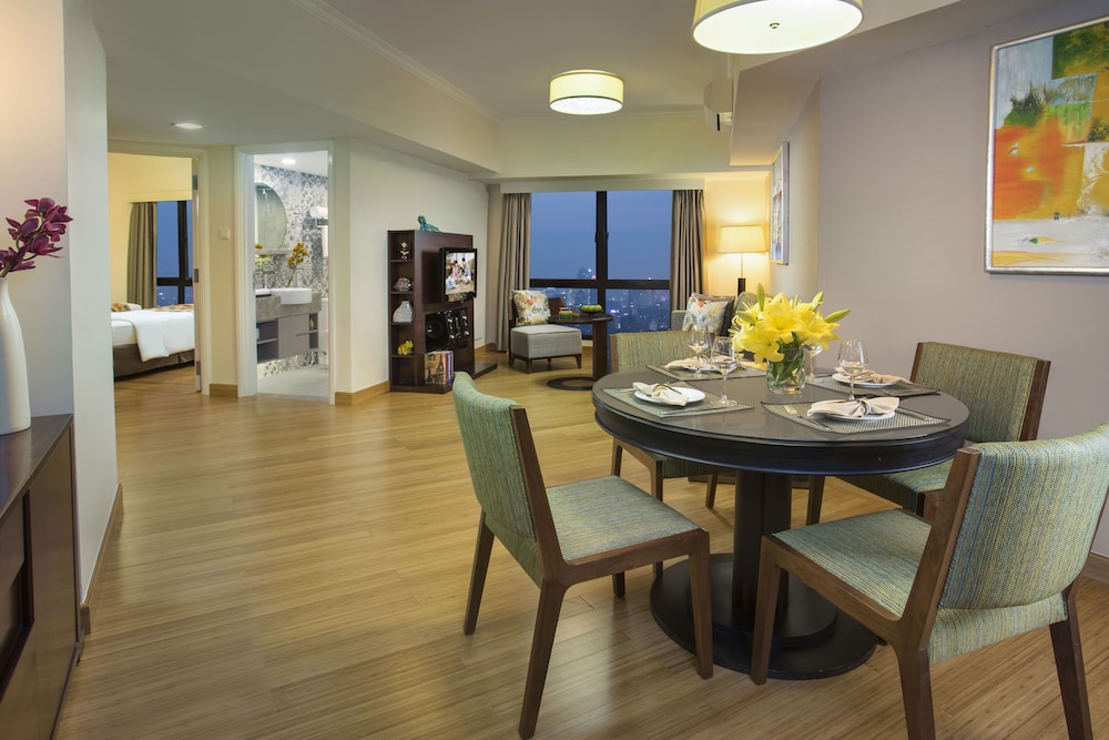 Somerset Grand Hanoi Hotel 40/49