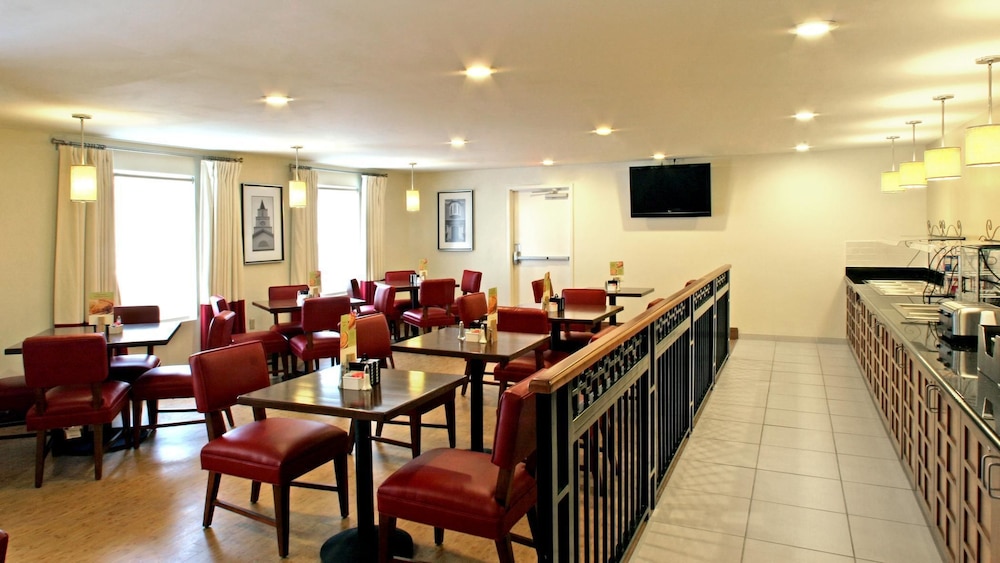 TRYP by Wyndham Tallahassee North I-10 Capital Circle 52/63