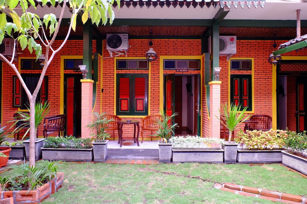 KAMPOENG DJAWA GUESTHOUSE 2/15