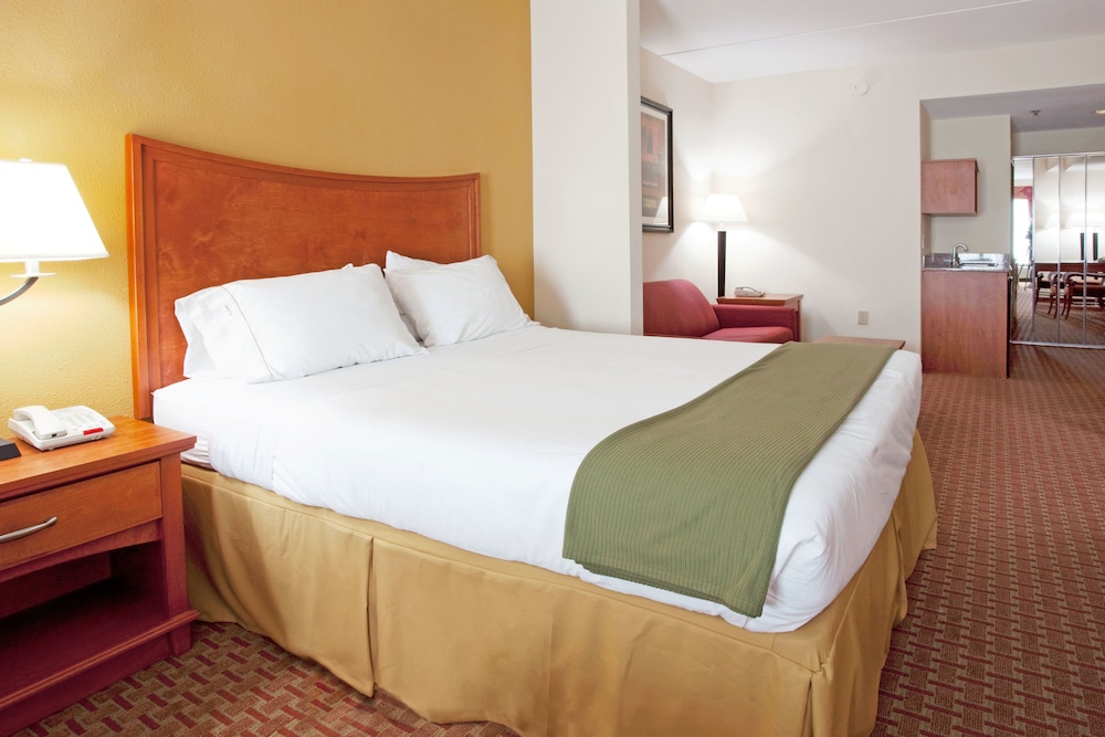 Holiday Inn Express Hotel Suites Jacksonville North Fernandina Yulee 23/68