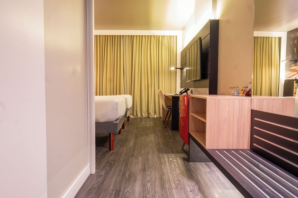 Novotel Curitiba Batel Hotel 7/74