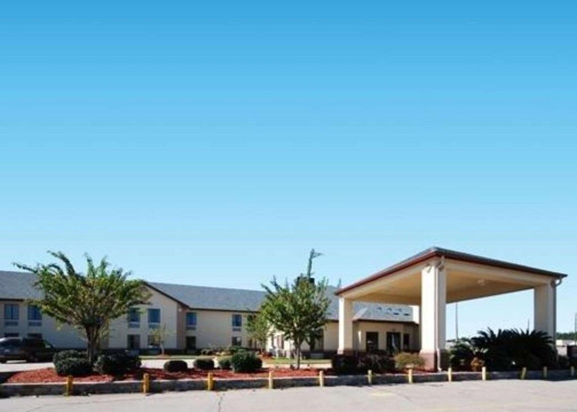 Columbia Inn And Suites 2/10