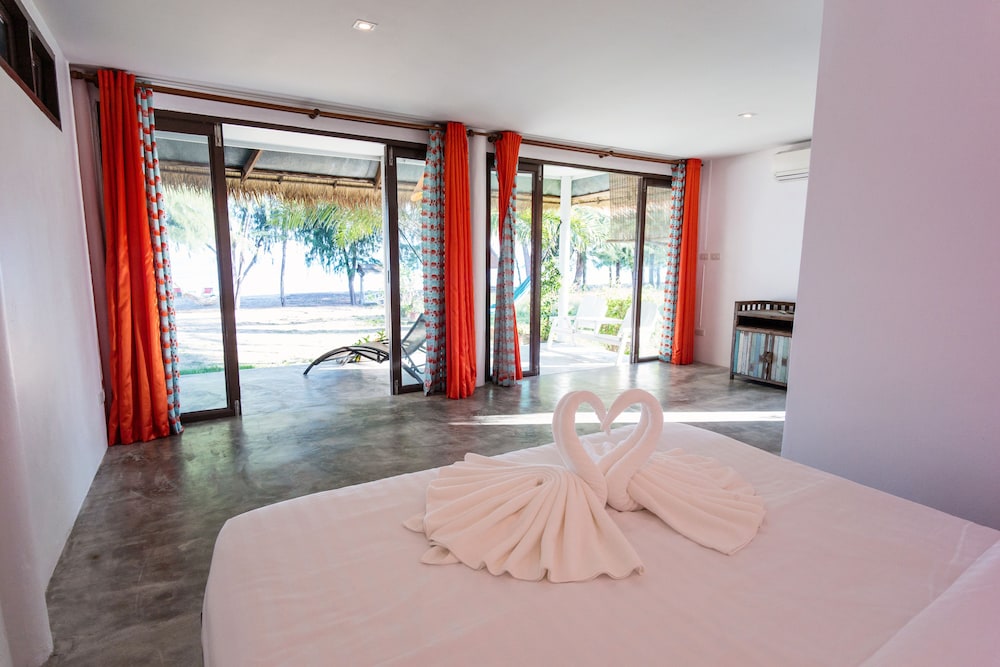 Mumsa Beach Resort & Restaurant 25/66