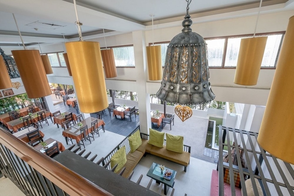 Siam Piman Hotel 51/72