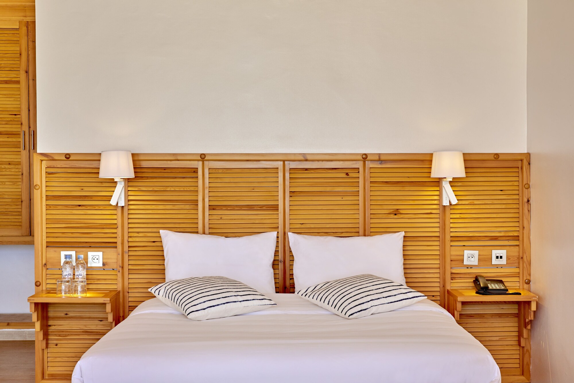 Deluxe, Bungalow, Double Bed, Sofa, Patio