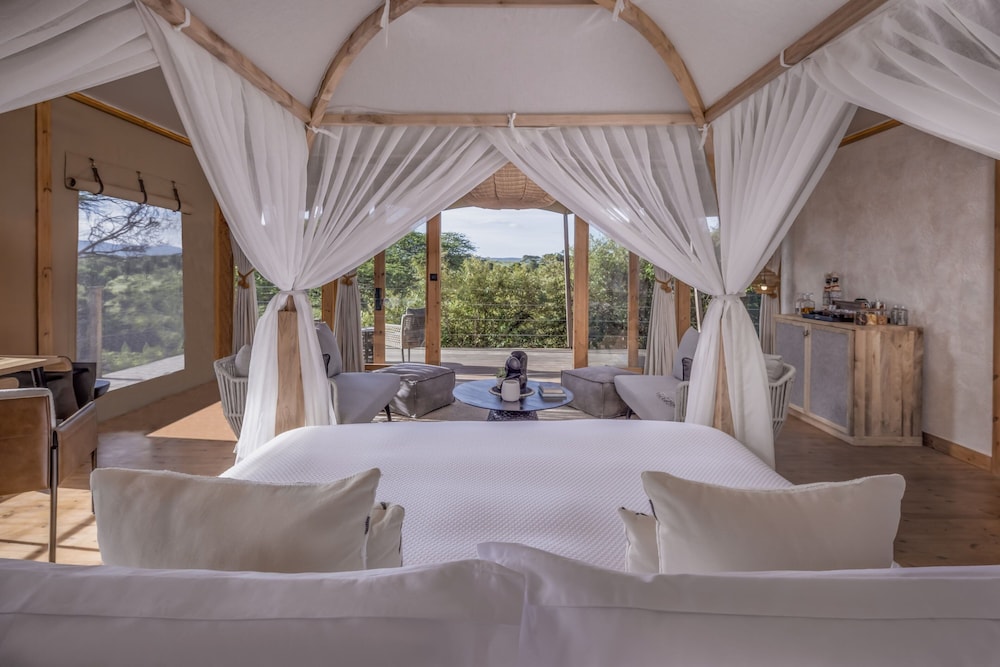 JW Marriott Masai Mara Lodge 4/48