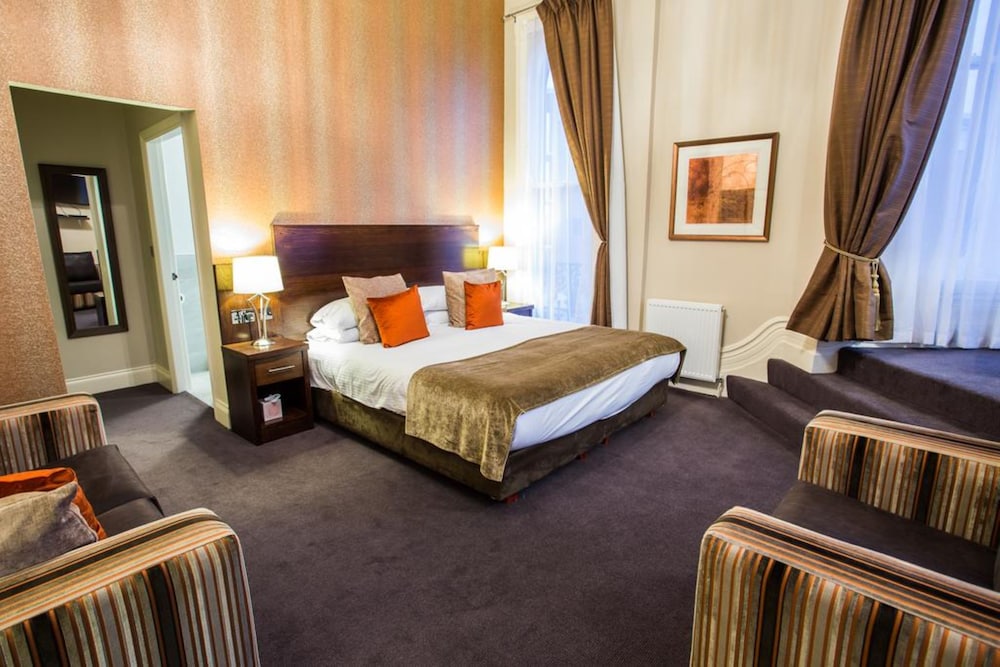 غرفة تنفيذية بسرير كوين، Duke Of Edinburgh Hotel 3/10