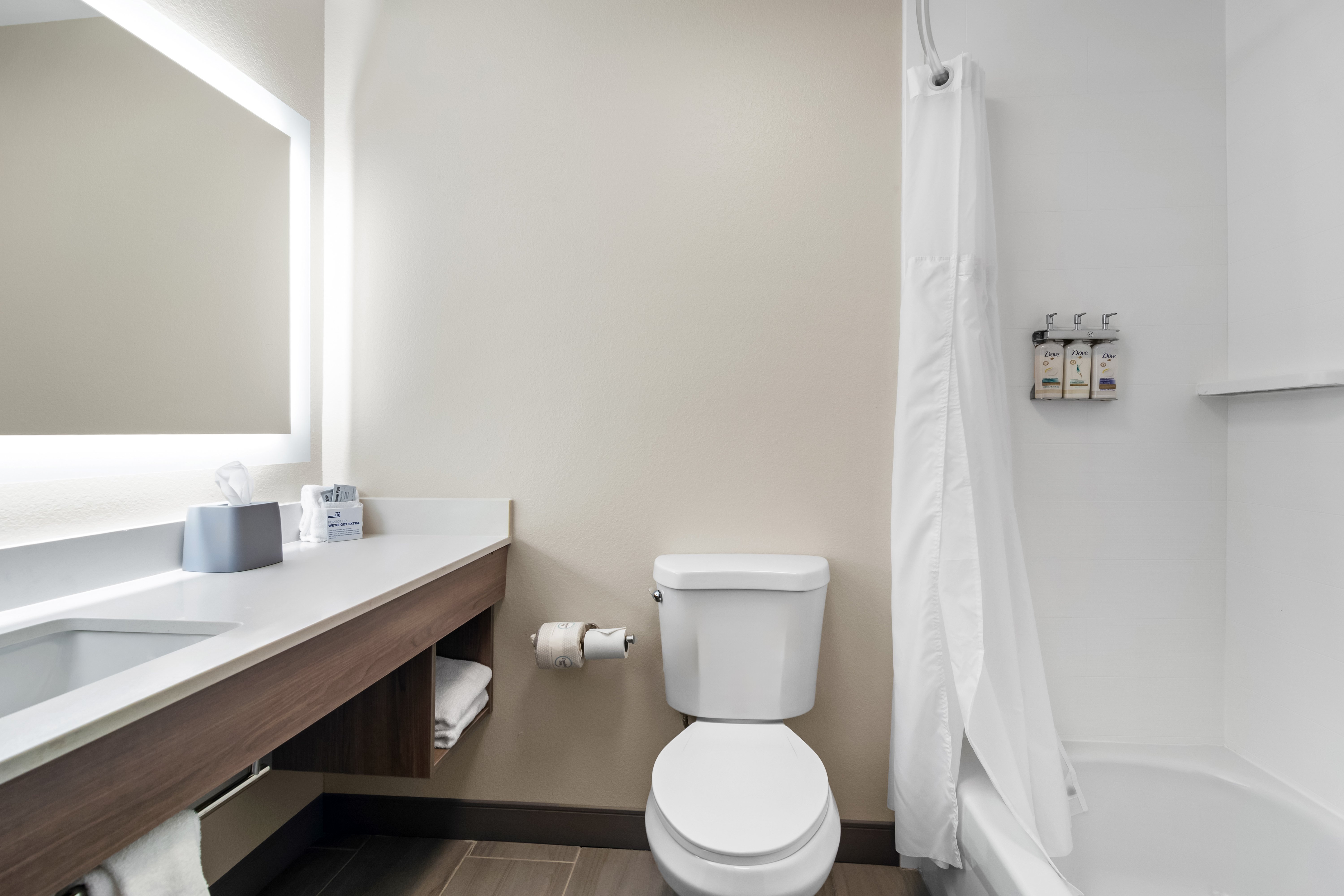 Holiday Inn Express And Suites Joplin Southeast by IHG 54/58