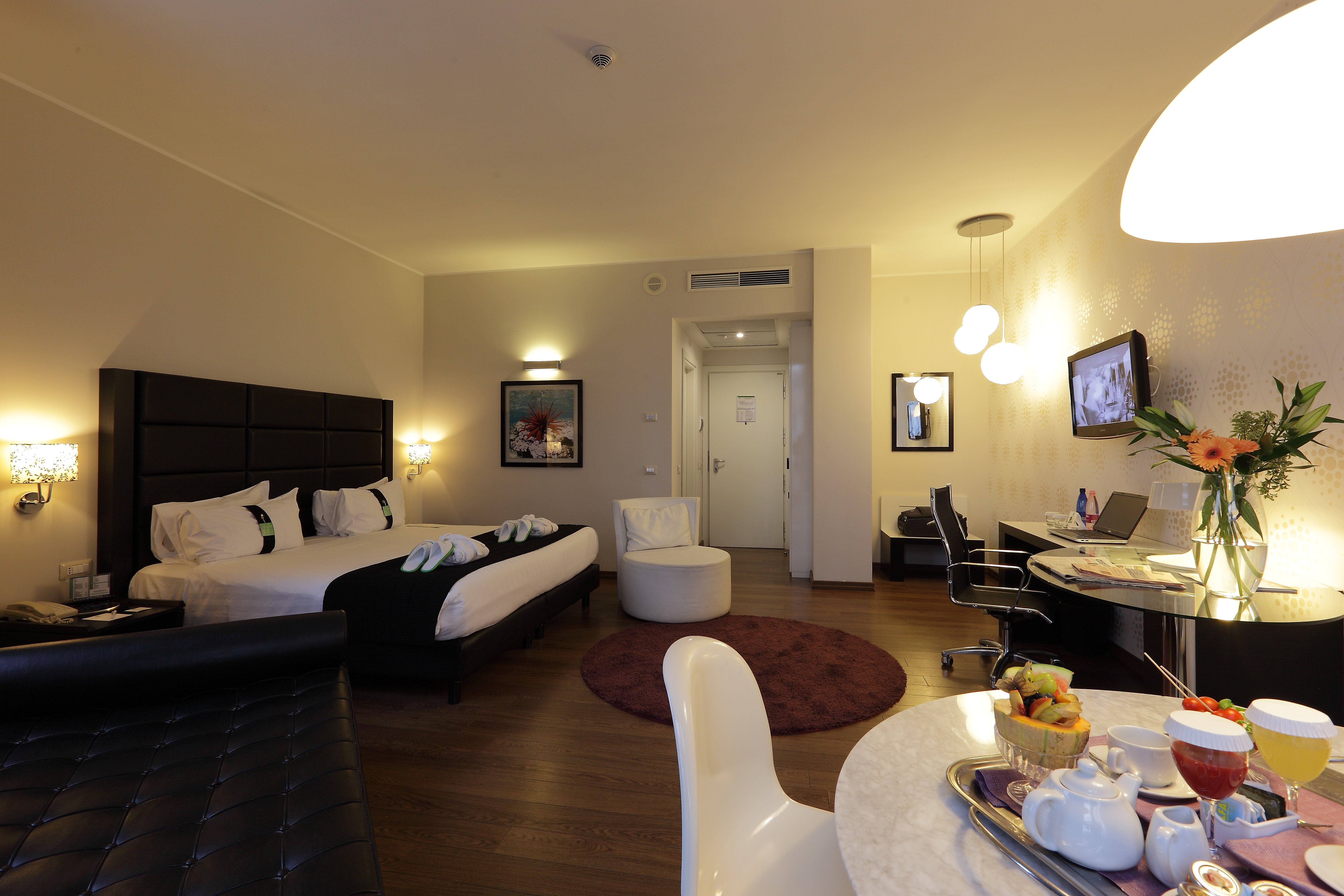Holiday Inn Genoa City 32/78