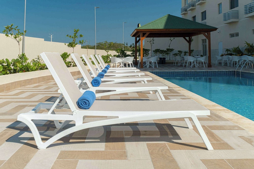 Super 8 by Wyndham Manzanillo 46/50