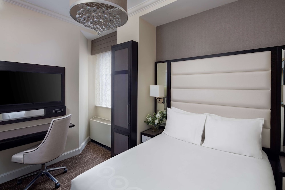 PARK SOUTH HOTEL 16/68