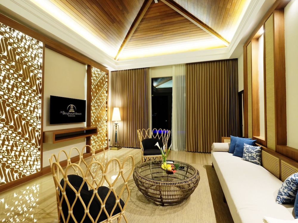 The Singhasari Resort 57/77