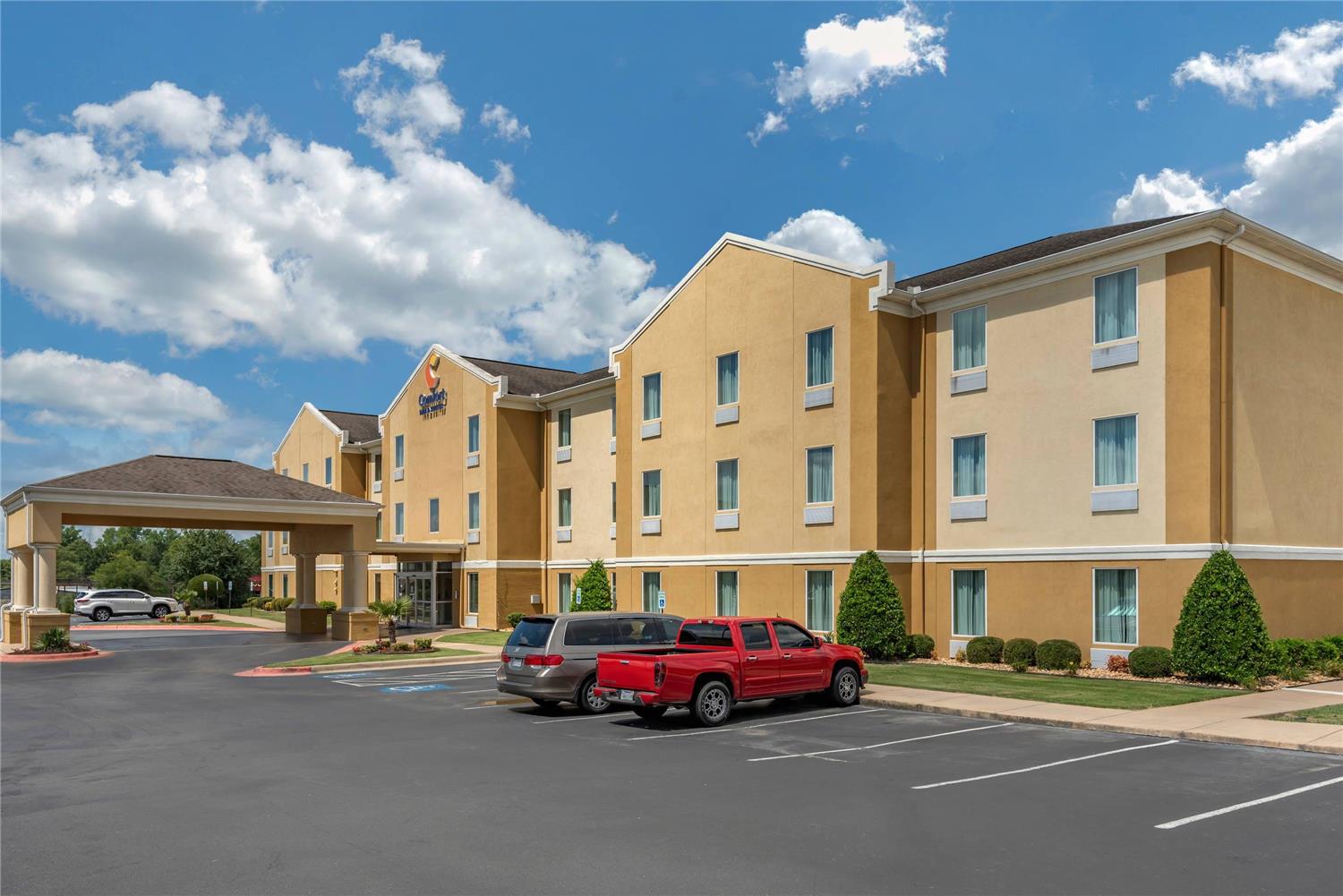 Comfort Inn & Suites Bryant - Benton 28/28