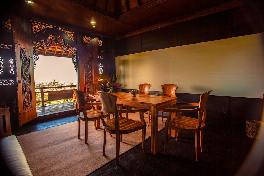 The Kawan Jimbaran Villa 25/50