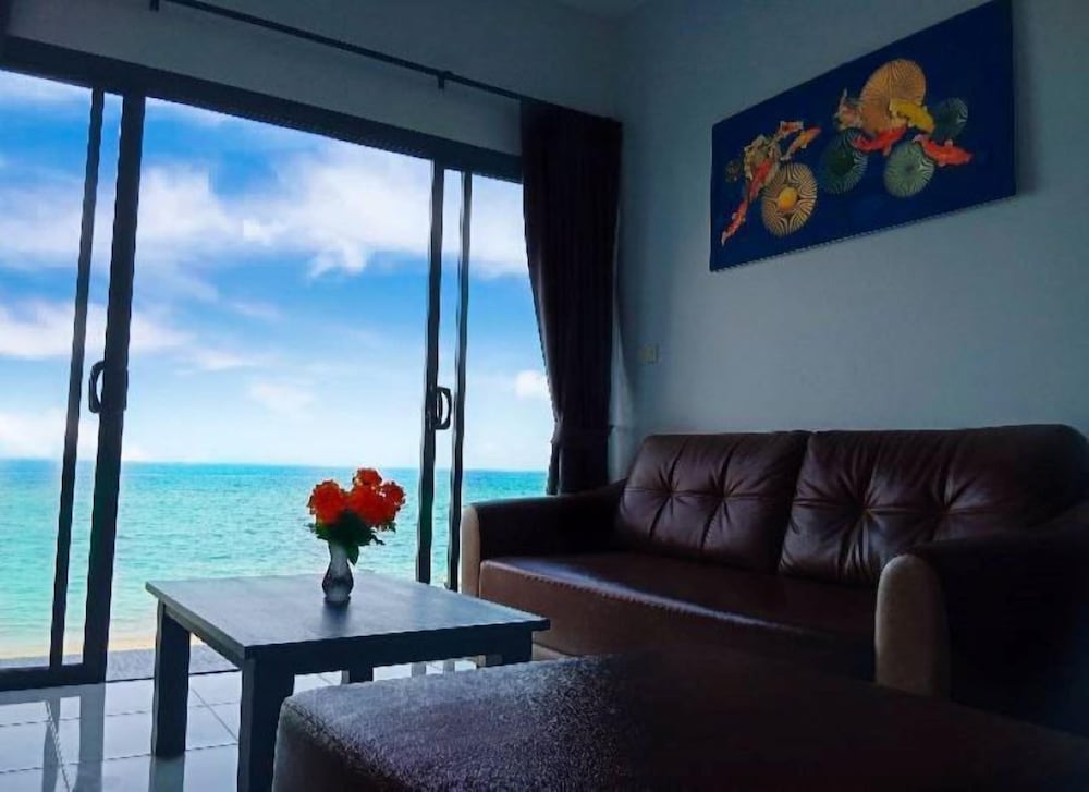 March Samui Resort 30/50