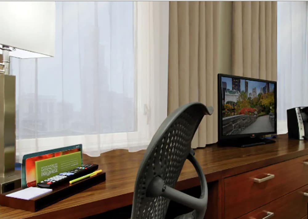 Hilton Garden Inn New York/Midtown Park Ave 49/51