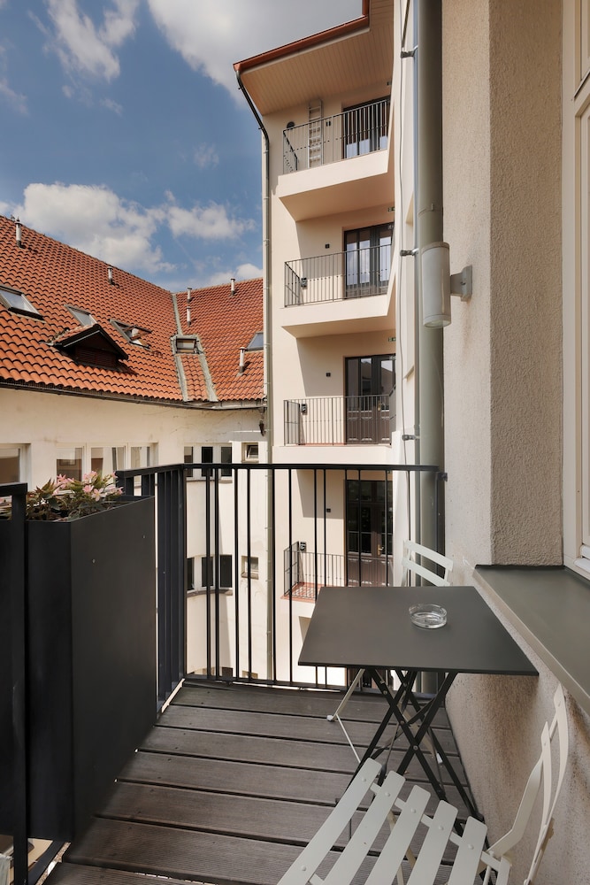 Prokop Square Hotel 25/50