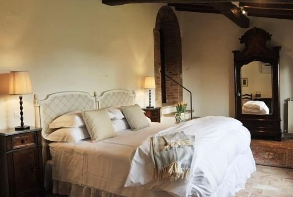 Tenuta Santo Pietro 5/50