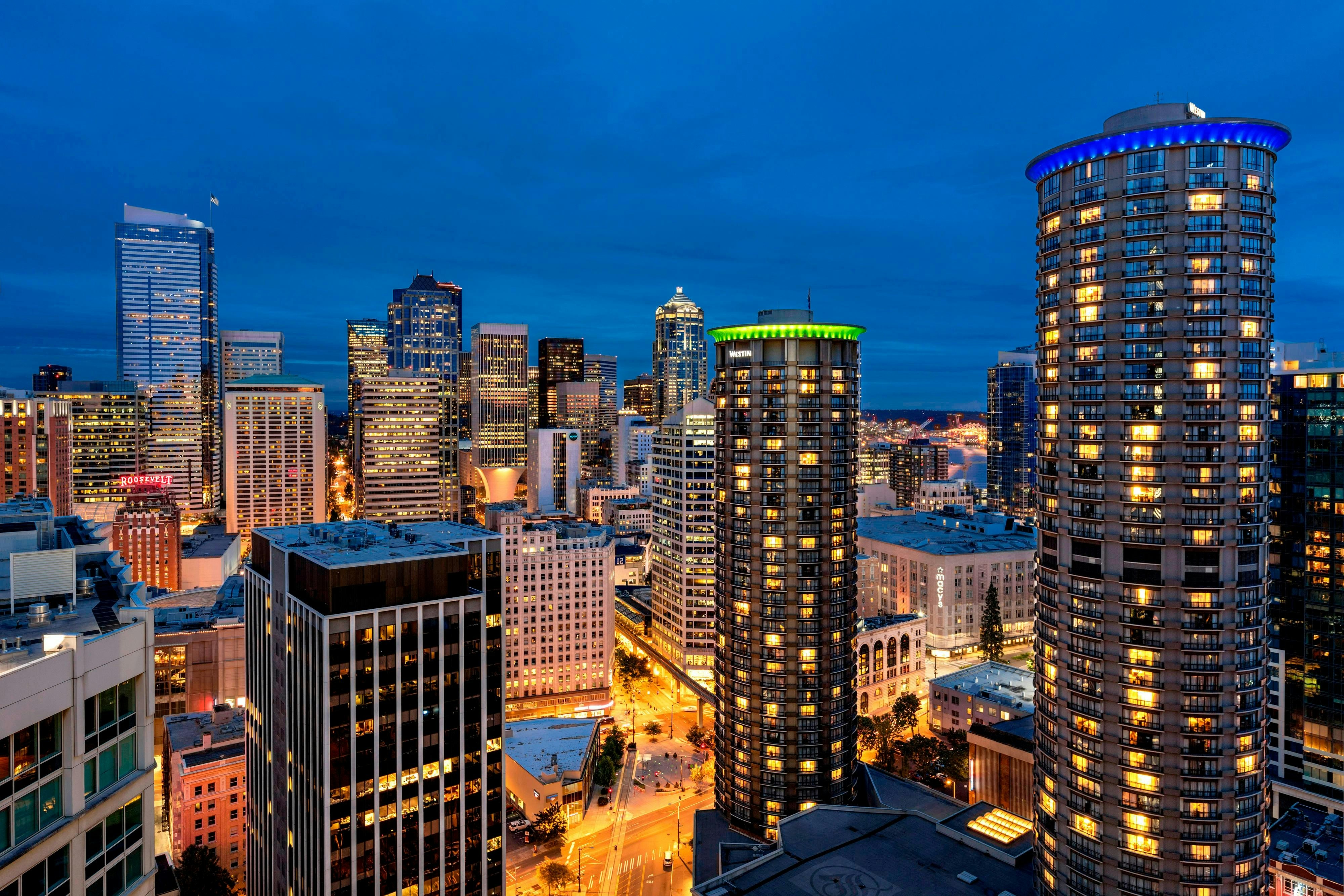 WESTIN - SEATTLE 72/74