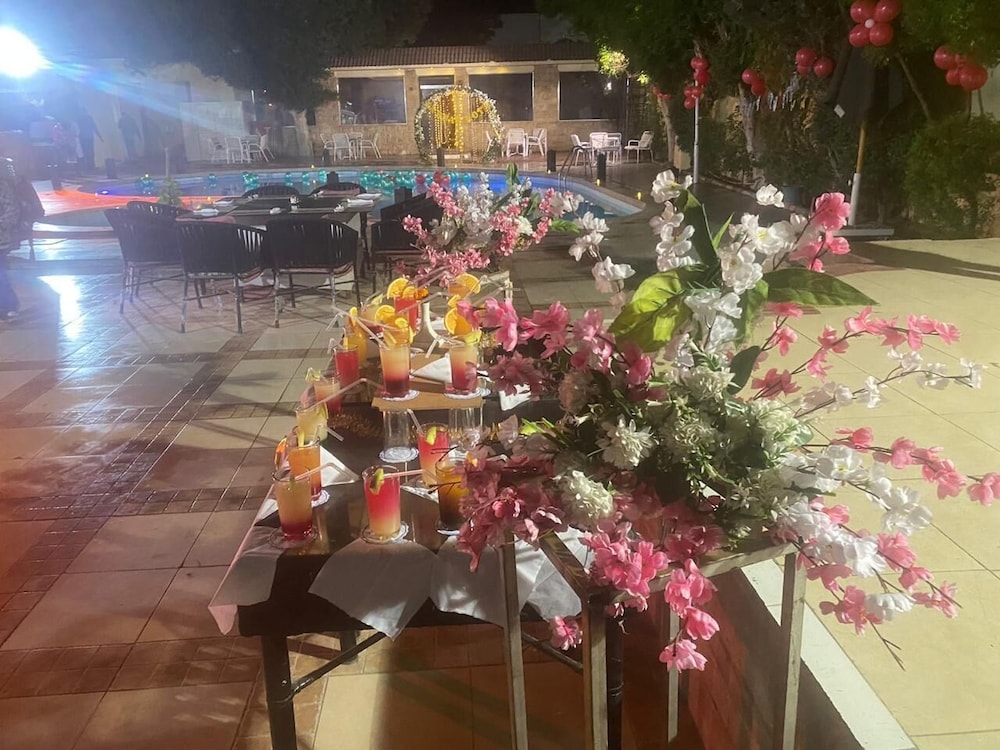 Karnak Hotel Luxor 51/61
