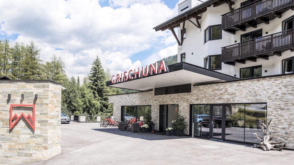 Hotel Grischuna 42/50