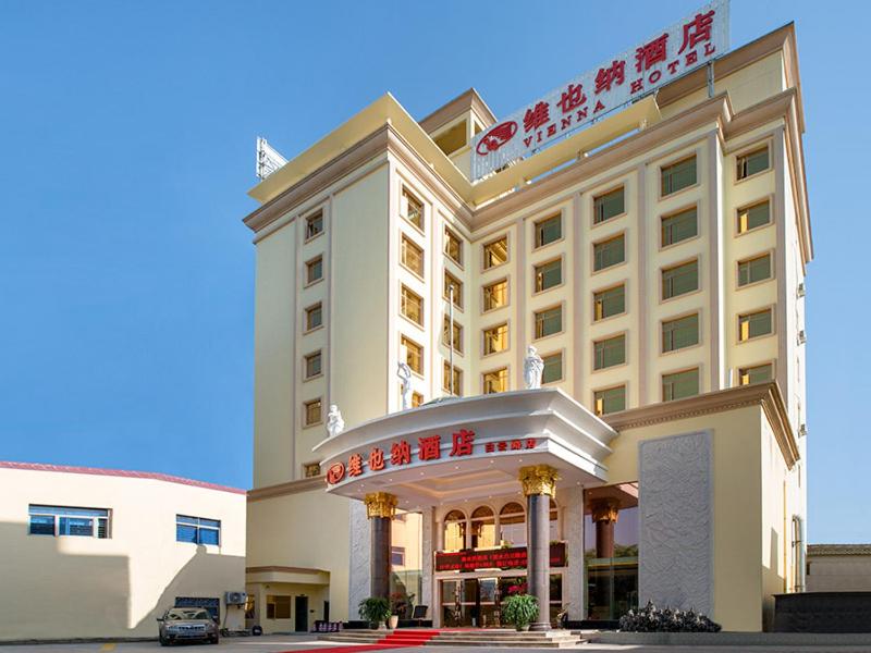 Vienna Hotel (Huizhou Danshui Baiyun Road) 11/52
