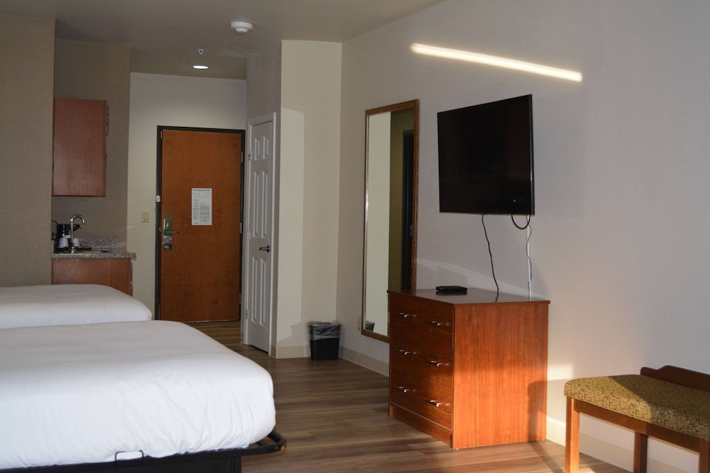 SUITE, 2 QUEEN BEDS, ACCESSIBLE