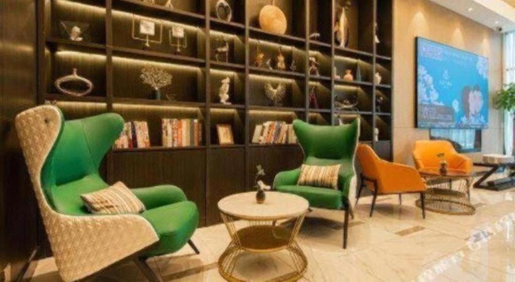 Magnotel (Tongxiang Shimao Center) 27/49