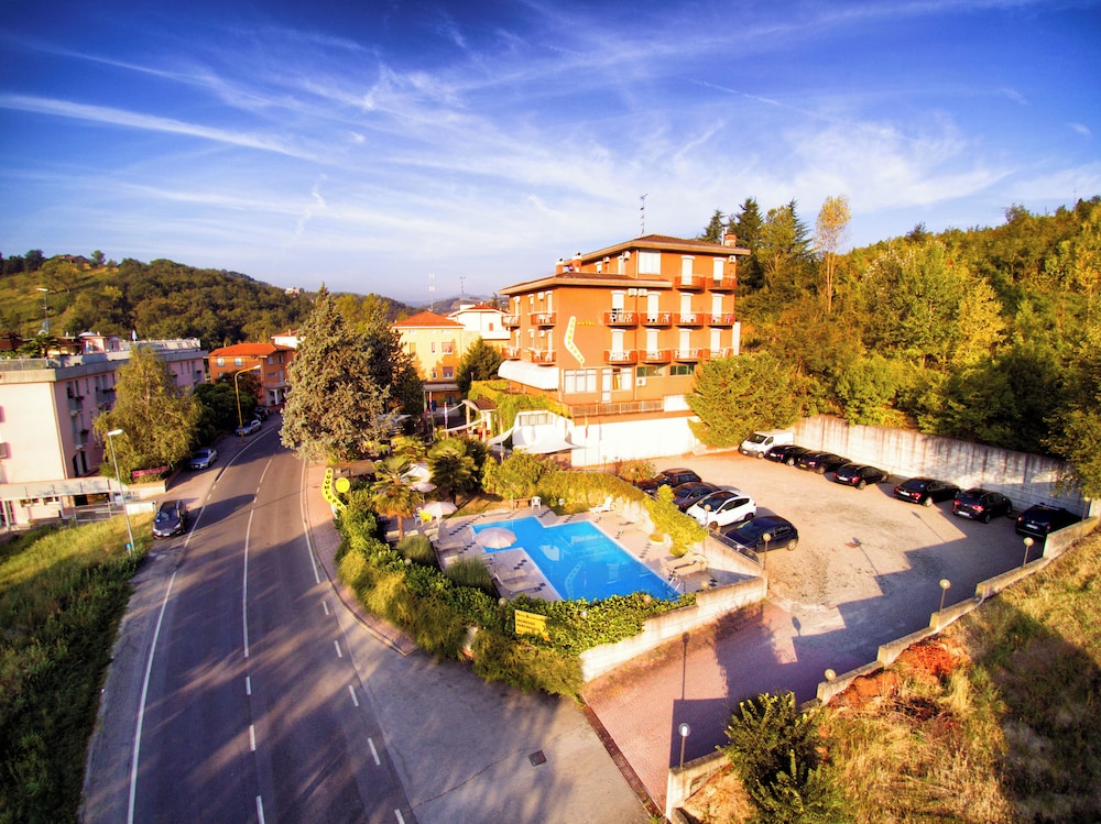 Albergo Boomerang 13/40
