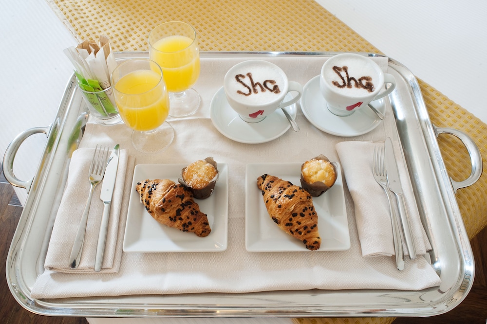 Shg Hotel Catullo 28/35