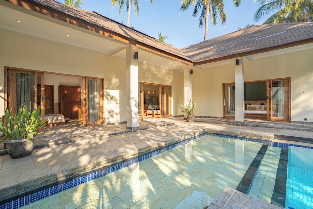 Kelapa Luxury Villas 50/80