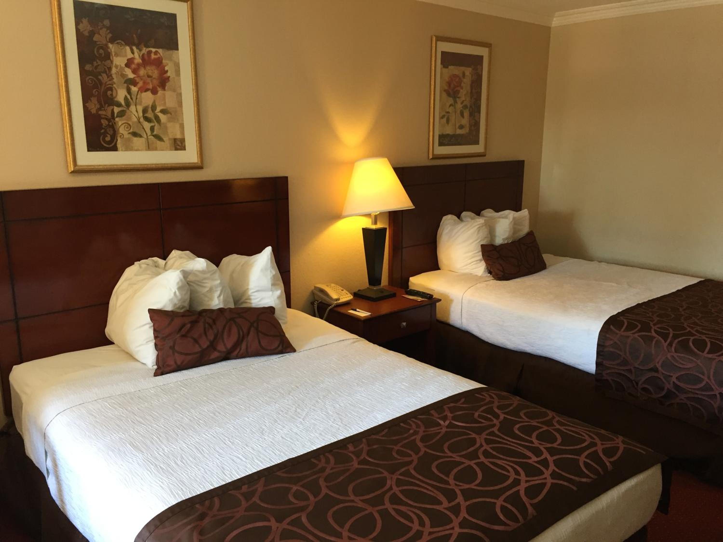 غرفة قياسية بسريرين مزدوجين، Chula Vista Inn 3/5