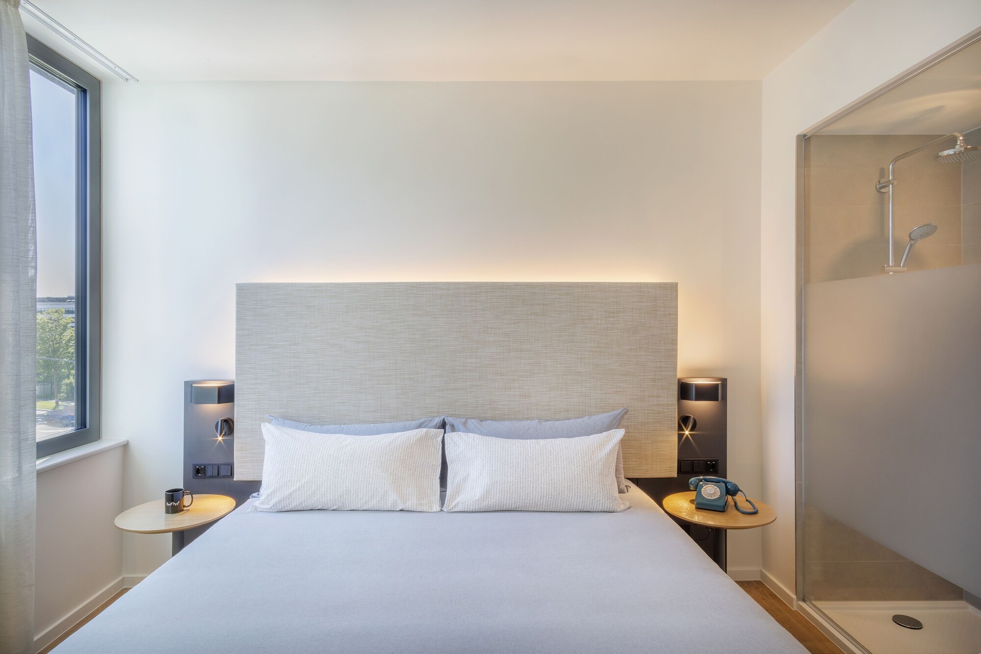 Innside, King Bed