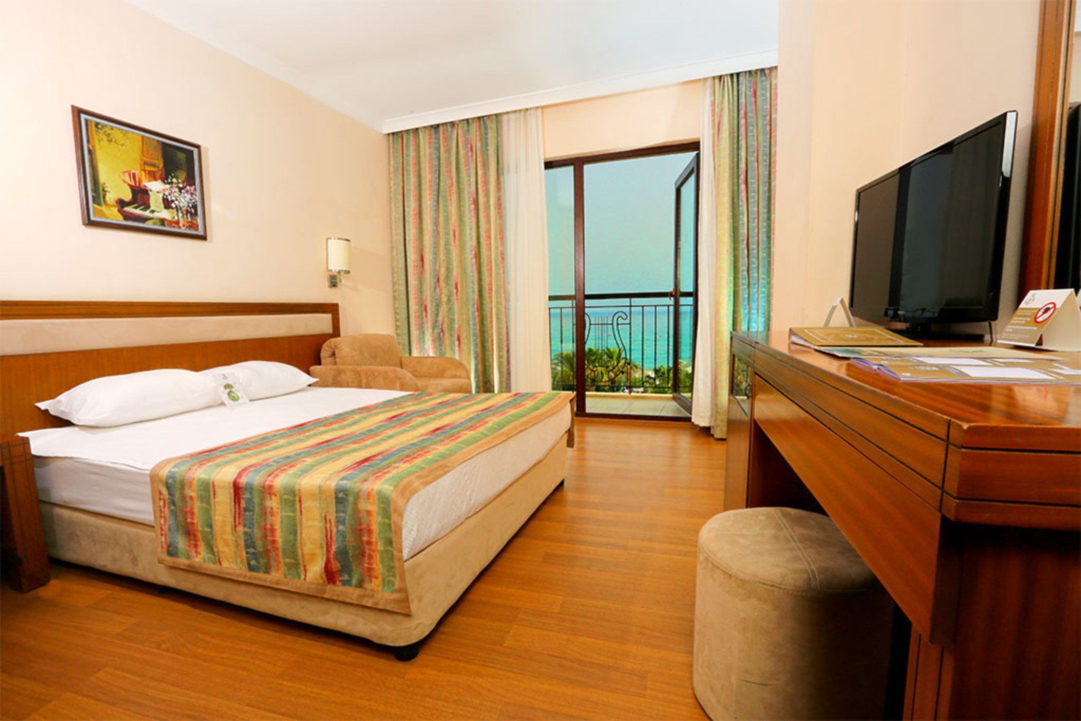 Main Building Family Room Sea View