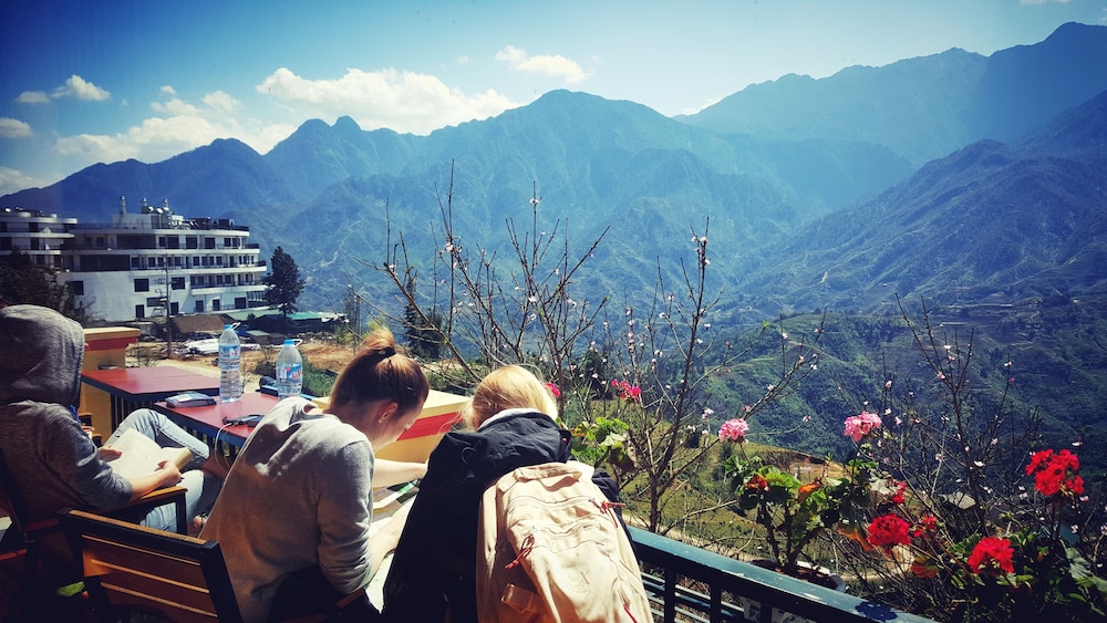 Muong Hoa View Hotel 23/26