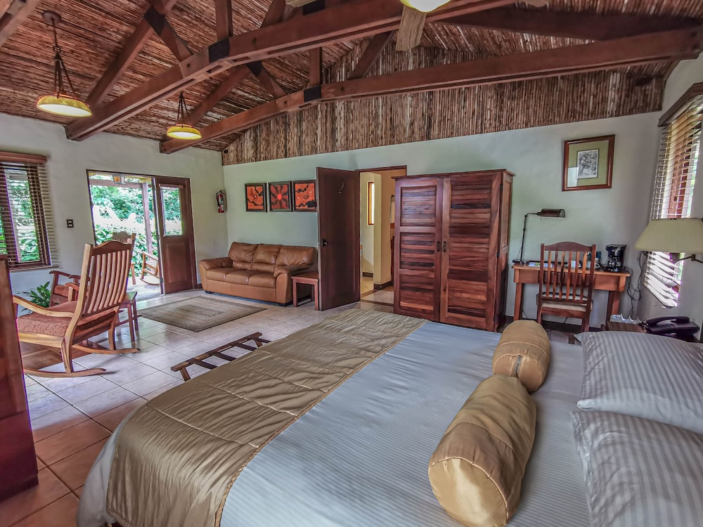 Villa Blanca Cloud Forest Resort and Nature Reserve 9/73