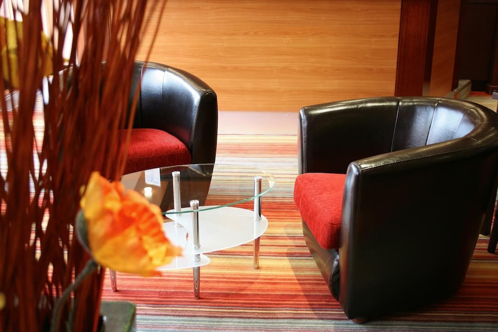 Hotel the Originals Strasbourg Nord Le Forum 38/59