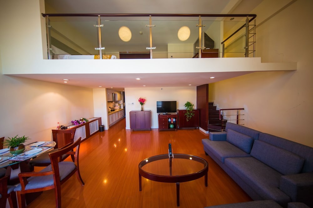Yantai Meiya International Apt. Hotel 25/30