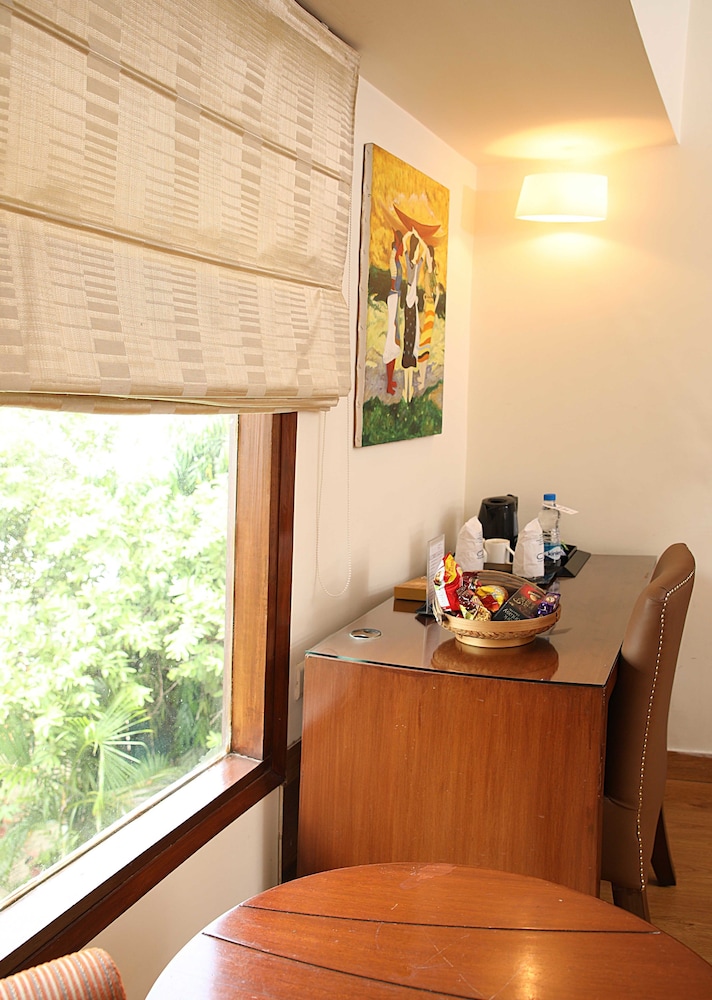 Ahuja Residency Sunder Nagar 34/50