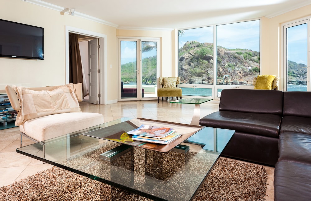 Oyster Bay Beach Resort 27/48