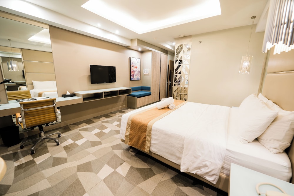 Zuri Hotel Iloilo City 20/50