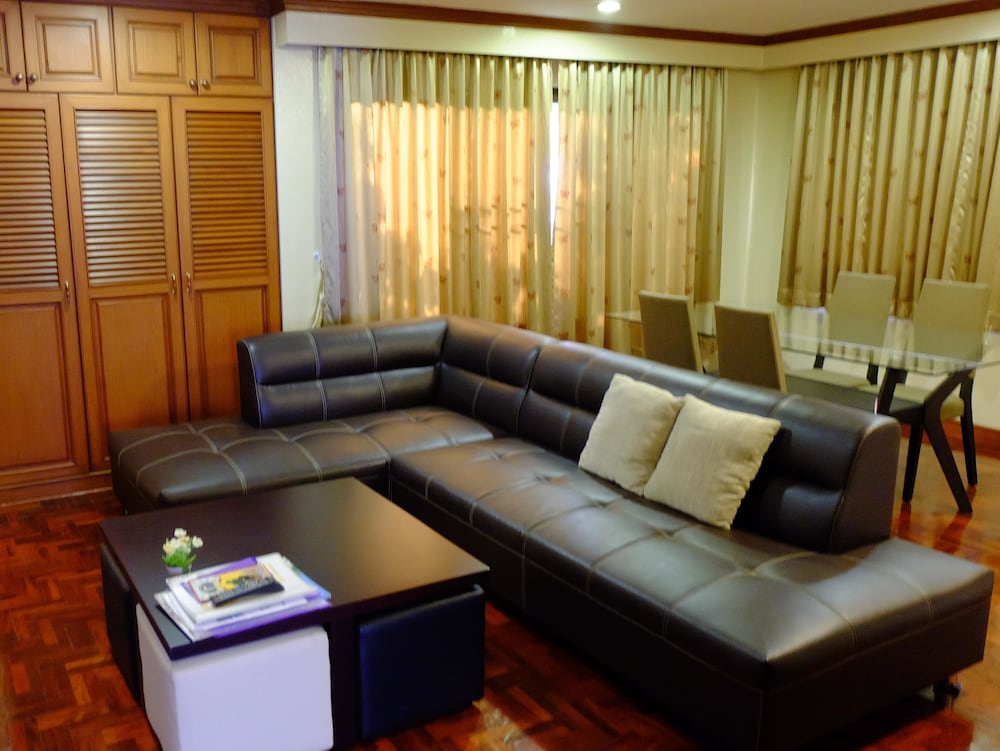 Lanna Tree Boutique Hotel 61/73