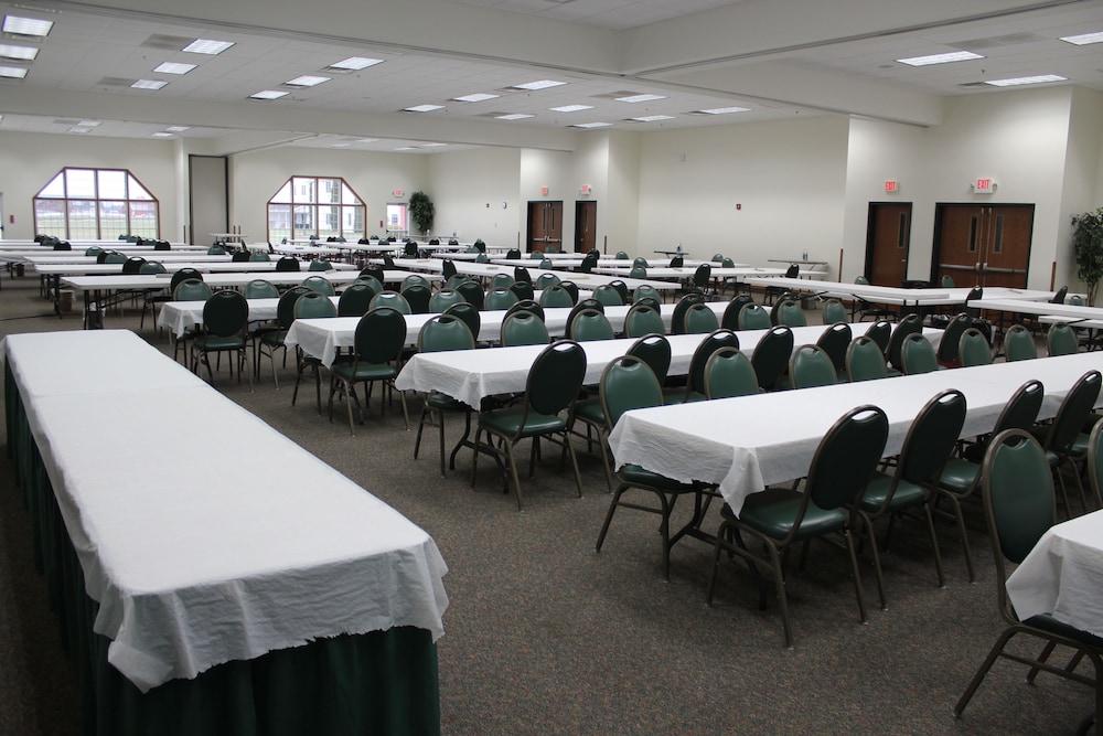Farmstead Inn & Conference Center 36/47