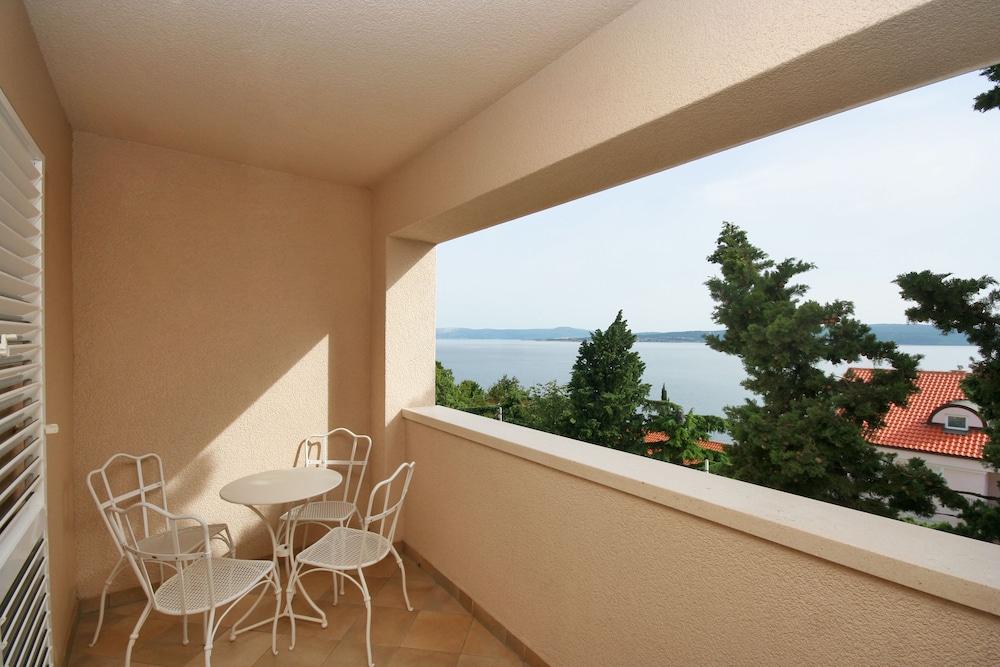 Grand Hotel Dramalj 8/50