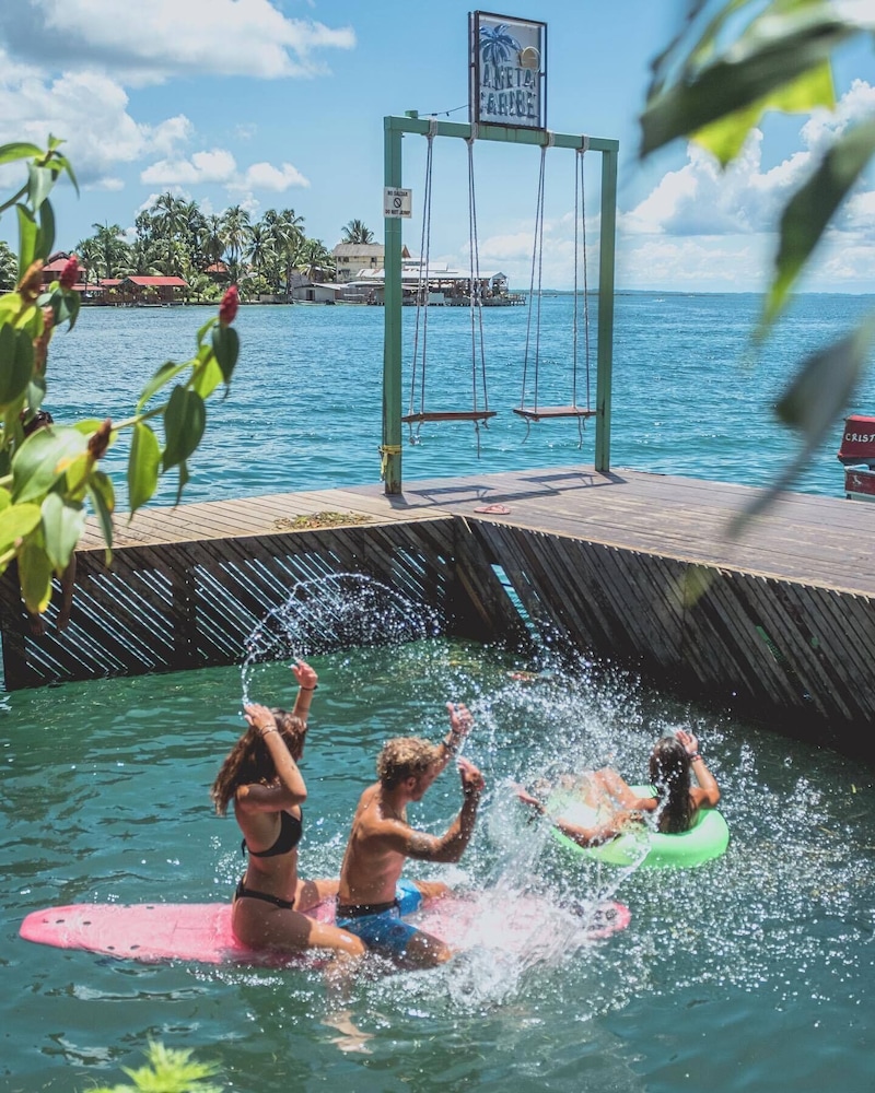 Socialtel Bocas del Toro Panama 40/60