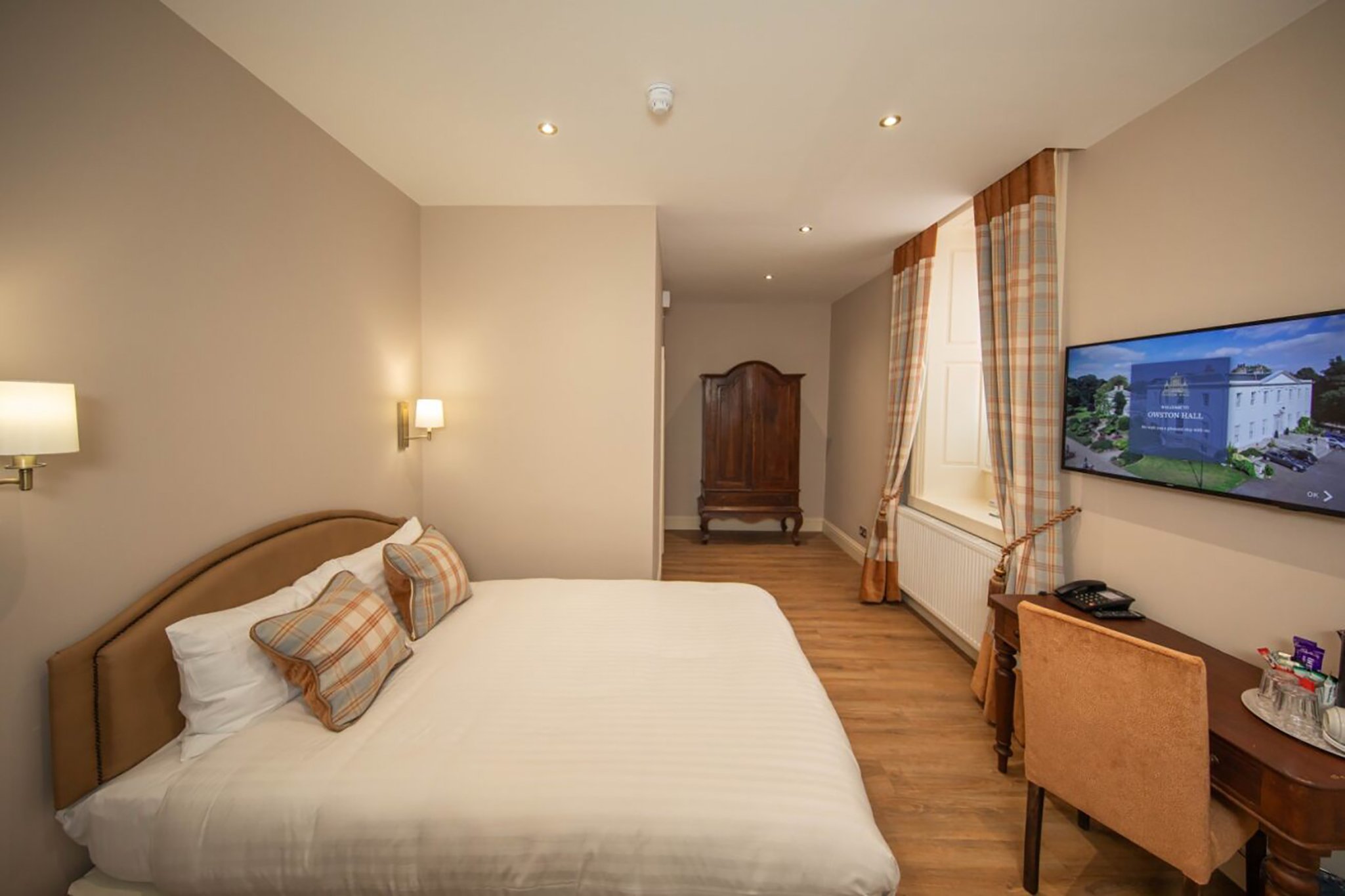 Heritage, Classic, Double Bed