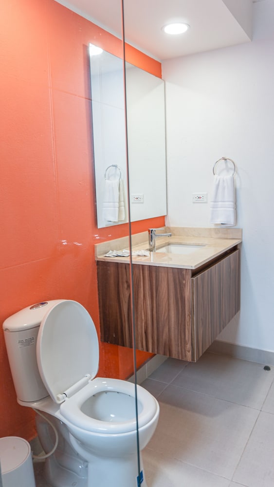 Apartahotel LivinnX Barranquilla 44/46