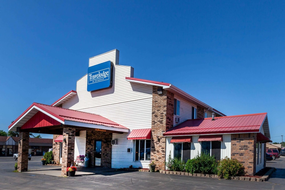 Travelodge by Wyndham Escanaba 2/46